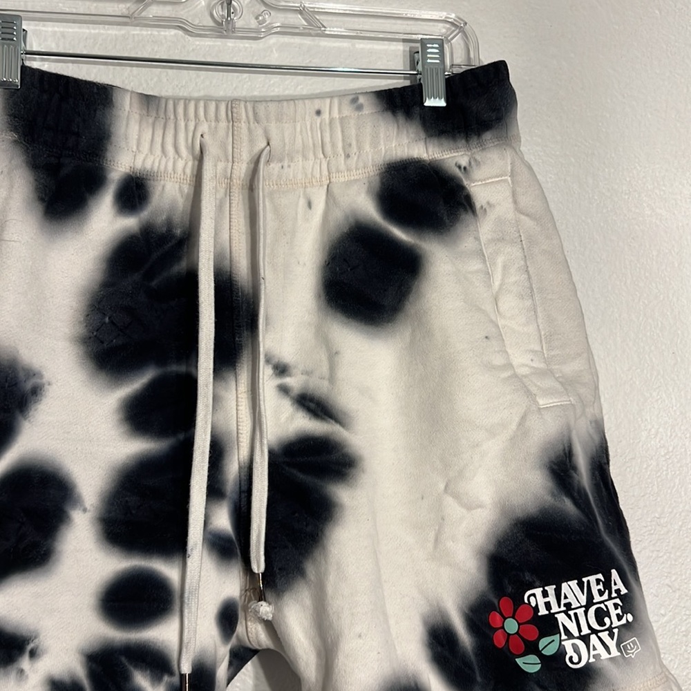 Nice Kicks Premium Nice Day Tie Dye Fleece Shorts - Picture 6 of 14